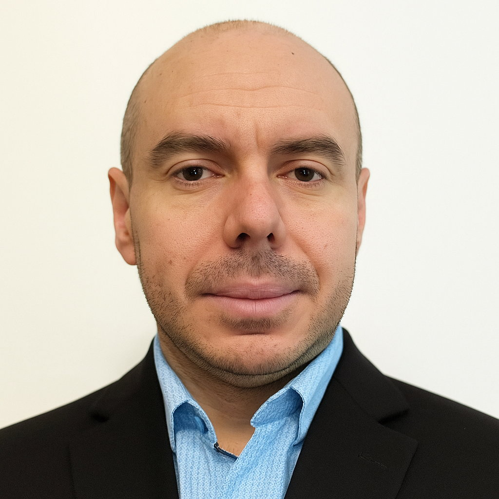 Arturo Vicarioli, Founder of Ace Hunter